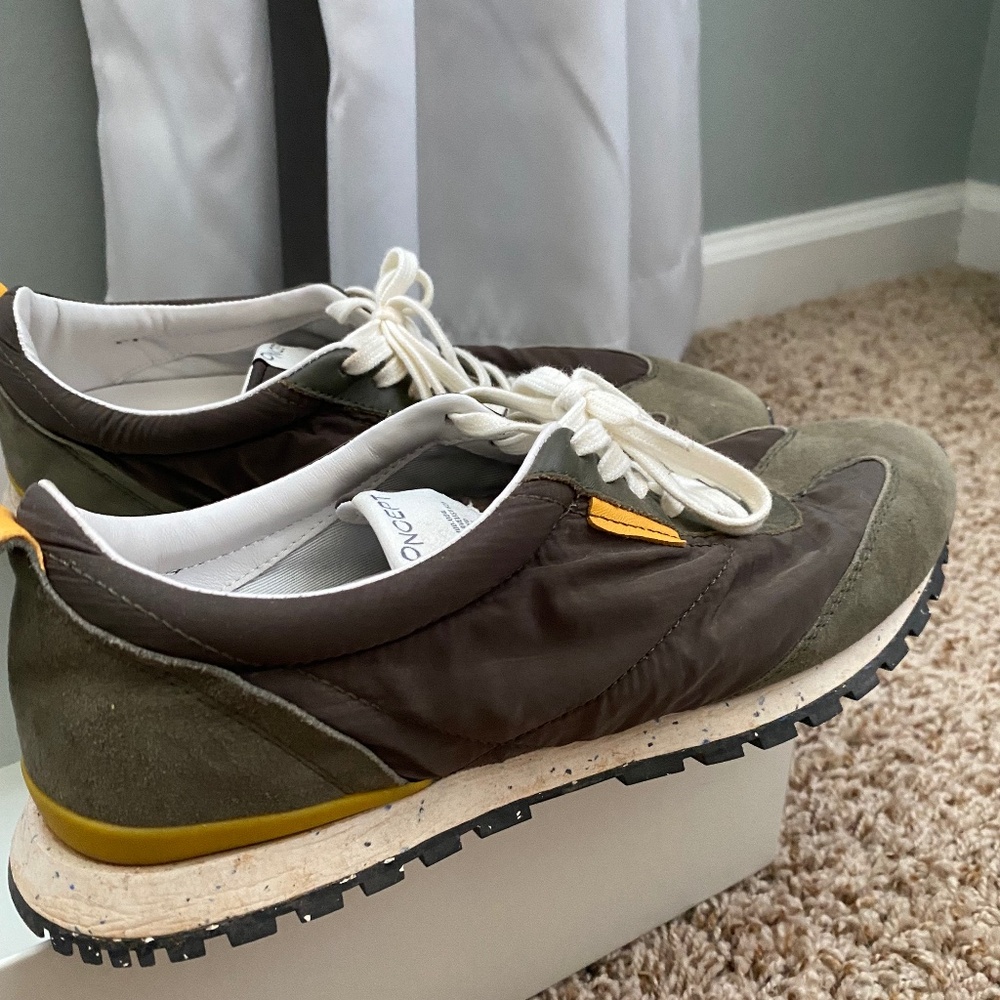 0NCEPT Tokyo shoes . Alpine. Size 7.5. Genuine leather/nylon.